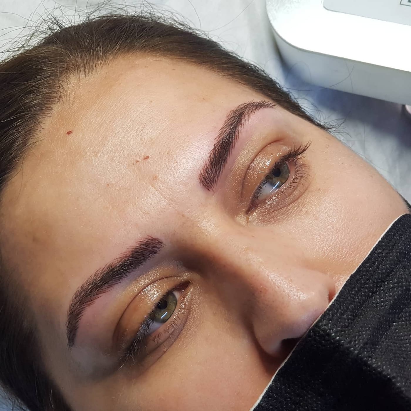 Taze kaş pudralama uygulaması, ombre geçişli kaş - Bornova