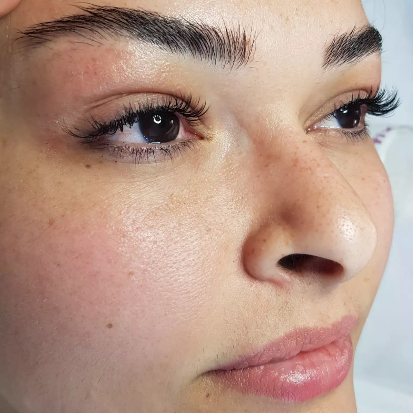 Microblading (Kıl Tekniği) sonucu, İzmir Bornova stüdyodan