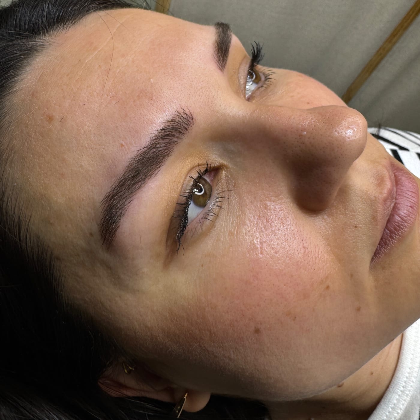 Microblading (Kıl Tekniği) sonucu, İzmir Bornova'daki stüdyodan